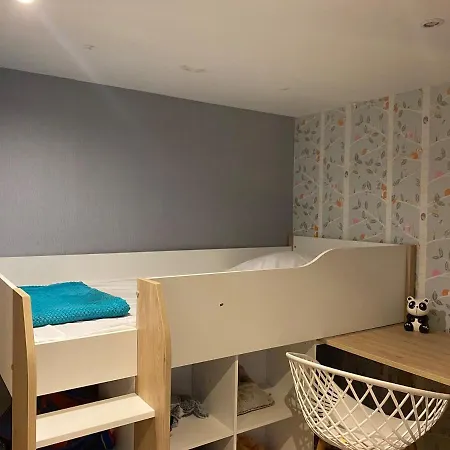 Holiday home Maison Atypique - Lisiere De Foret - Bassin Arcachon *