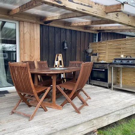 Holiday home Maison Atypique - Lisiere De Foret - Bassin Arcachon Audenge